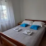 Mellon * Zaton (Sibenik-Knin)