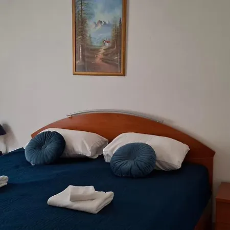 Mellon * Zaton (Sibenik-Knin)
