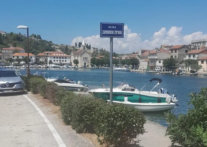Mellon * Zaton (Sibenik-Knin)